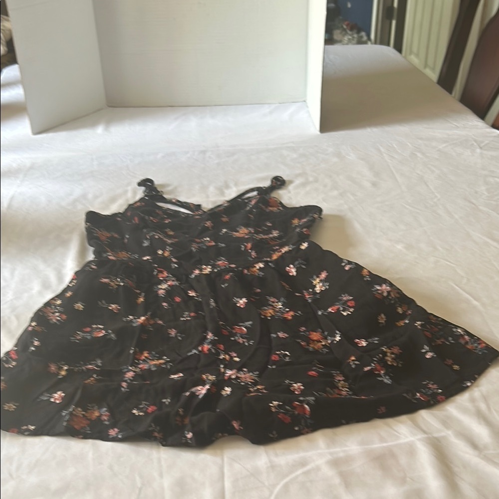 American Eagle Outfitters Black Floral Romper